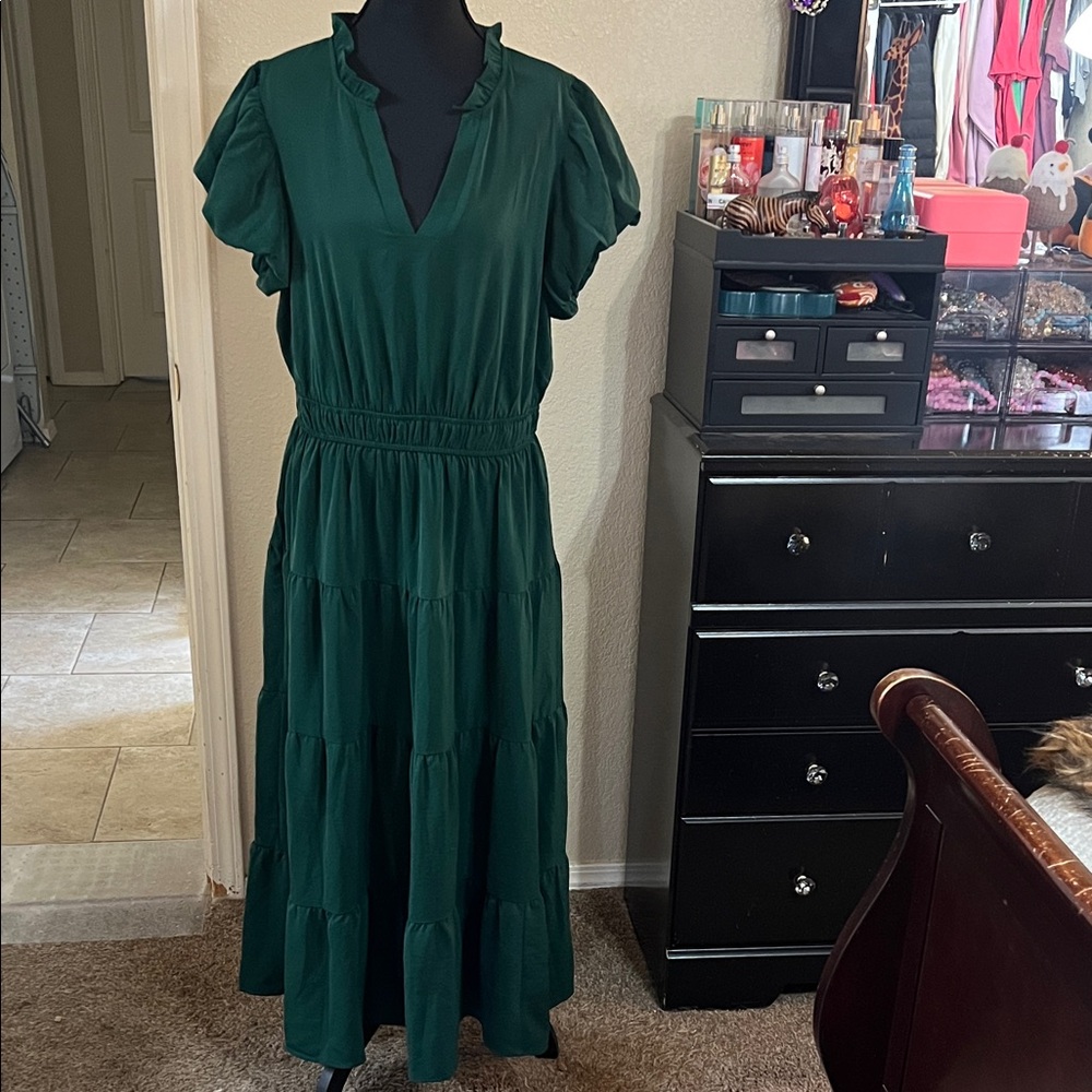 Elegant Green Women's Dress